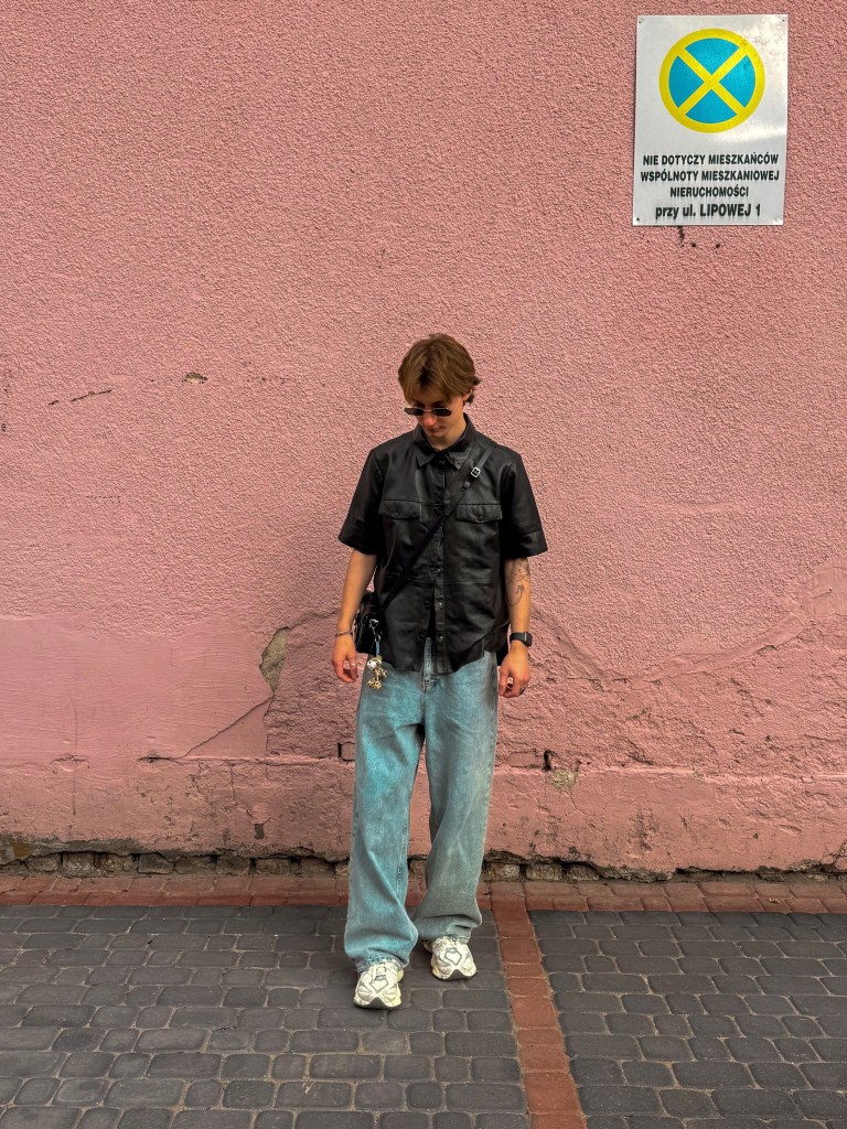 Olaf Minnich (he/him)